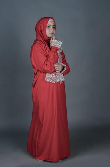 Dantelli Namaz Elbisesi (Kırmızı)